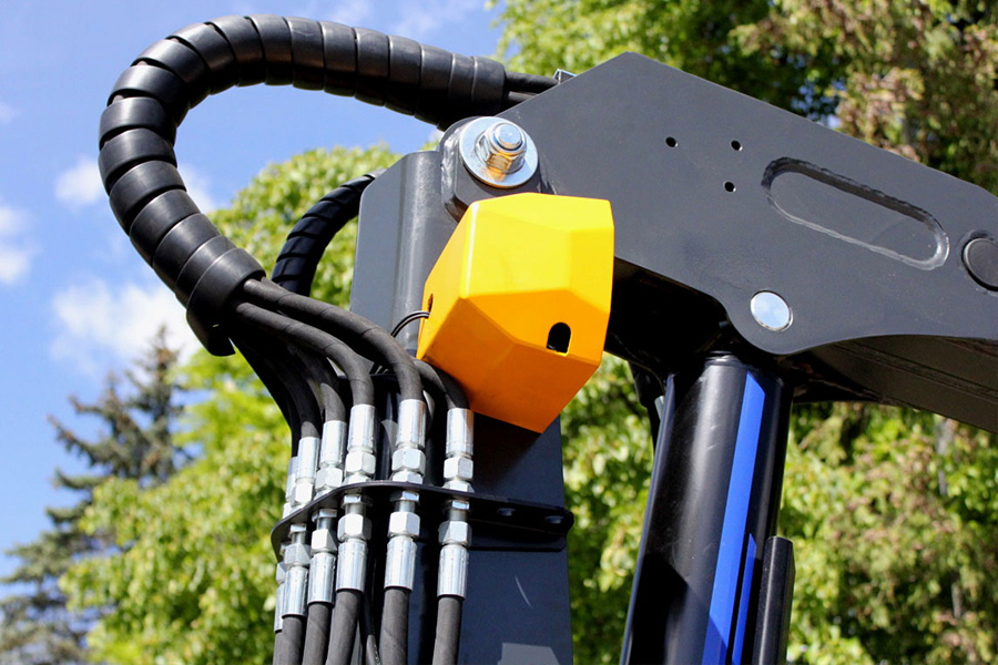 what is a hydraulic system in harvesting